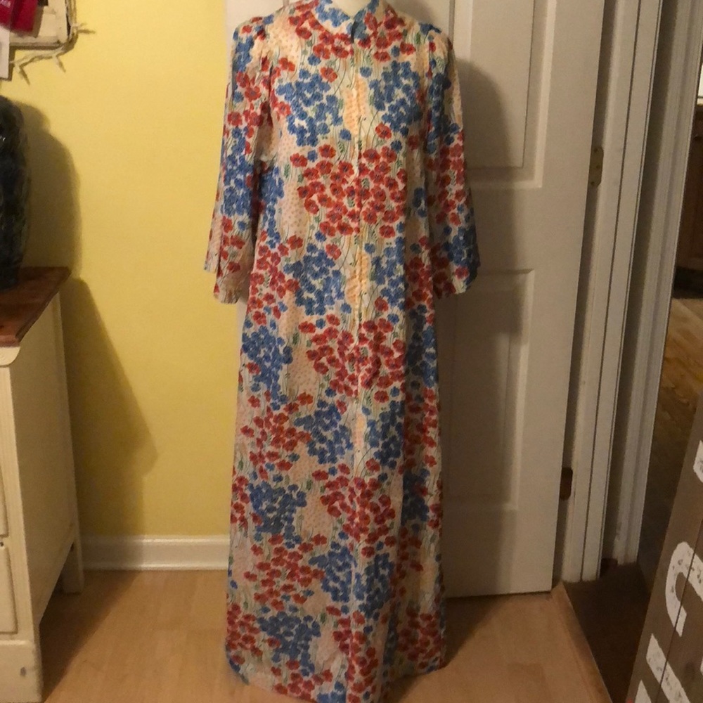 Vintage Evelyn Pearson Robe